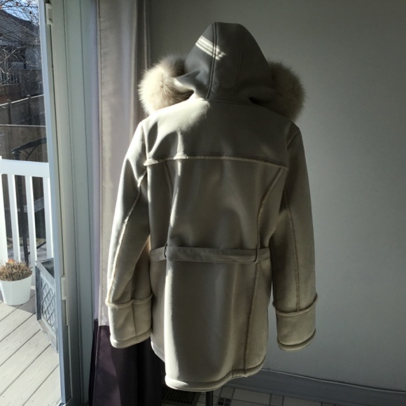 1 MADISON Women’s Shearling jacket with fur trimmed hood, size Large - Picture 6 of 10